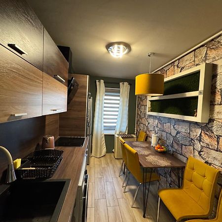 Mox Downtown Apartman Дебрецен Экстерьер фото