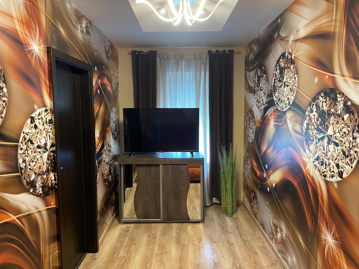 Mox Downtown Apartman Дебрецен Экстерьер фото
