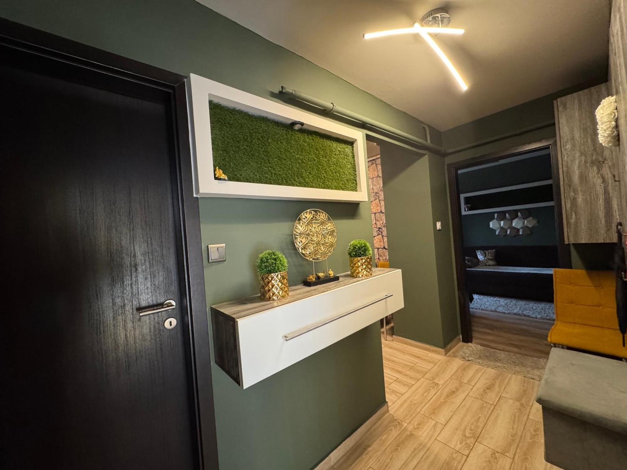 Mox Downtown Apartman Дебрецен Экстерьер фото